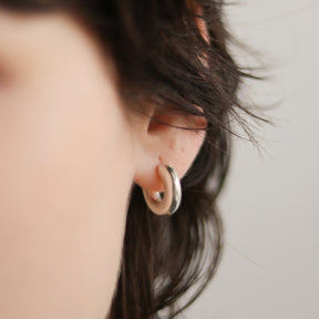 bagel earring