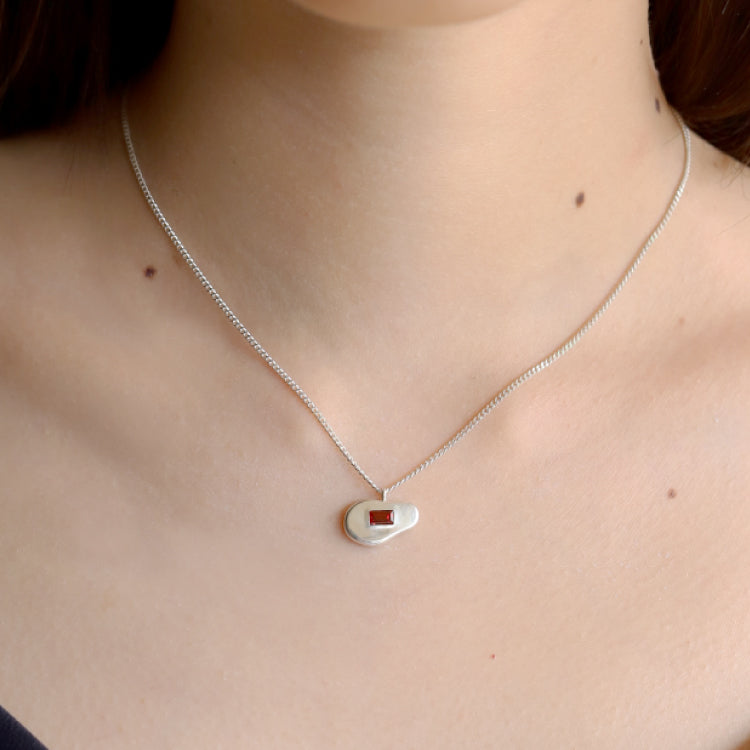 【Recall coming soon…】float necklace SV (Garnet)