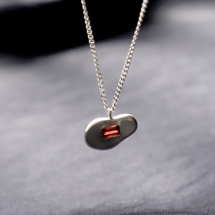 【Recall coming soon…】float necklace SV (Garnet)