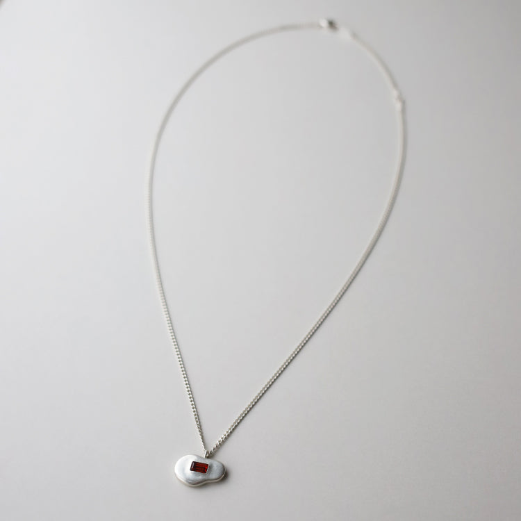 【Recall coming soon…】float necklace GD (Garnet)