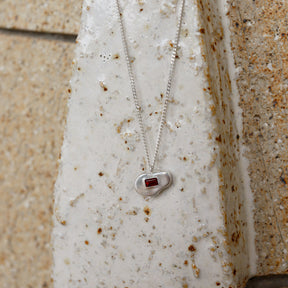 【Recall coming soon…】float necklace SV (Garnet)